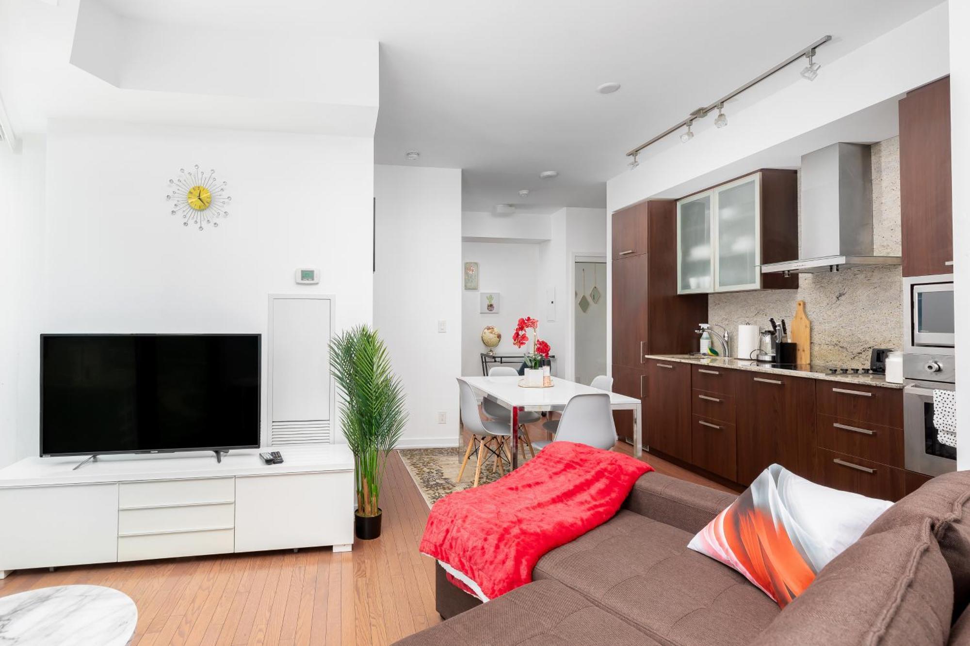 Downtown Toronto Condo Near Cn Tower, Scotiabank Arena, Rogers Centre, Union Station Buitenkant foto